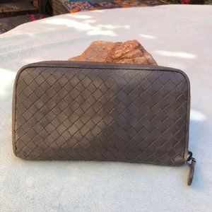 Bottega Veneta intrecciato  zippy long gray leather wallet Italy